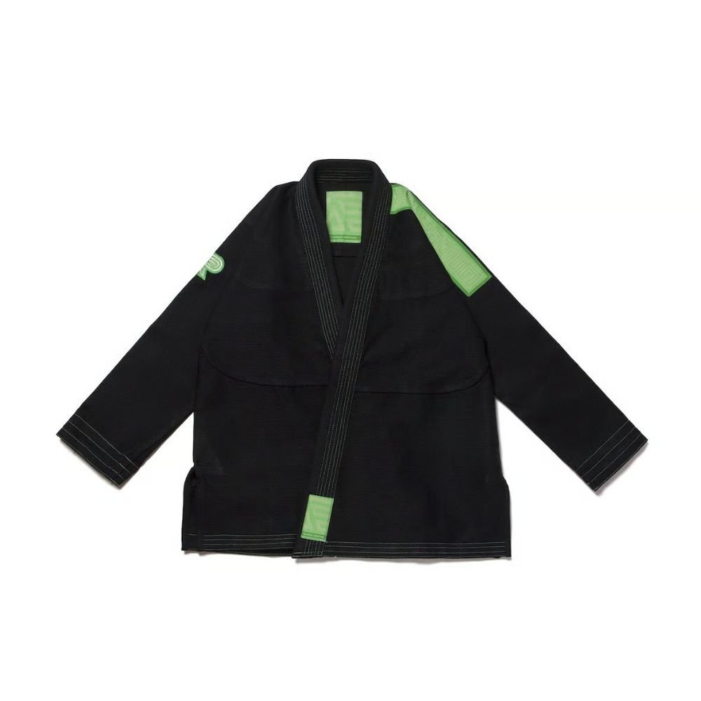 Herringbone BJJ Classic Gi Albino and Preto Batch #98 green black Brazilian Jiu-Jitsu gi with bag training uniform