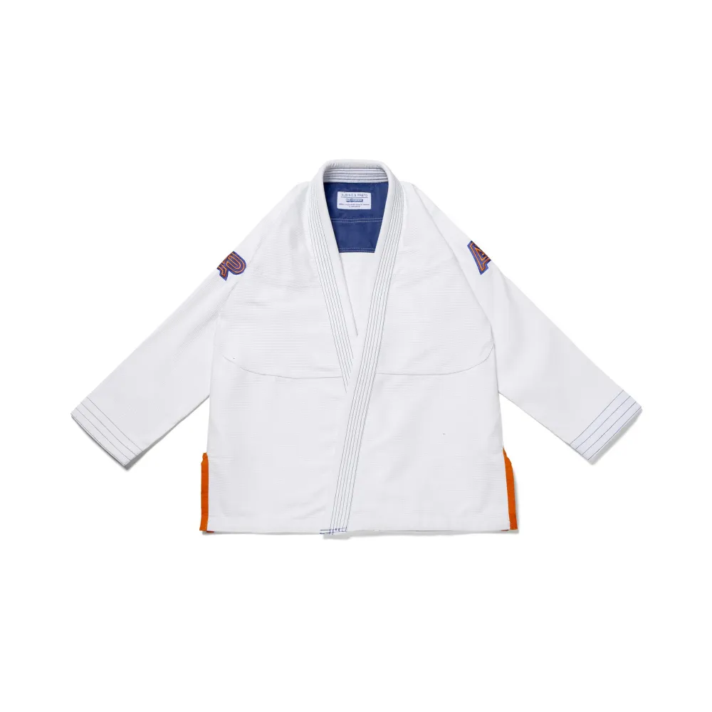 Bjj Bearbrick Gi Albino and Preto Batch 86 V3 White