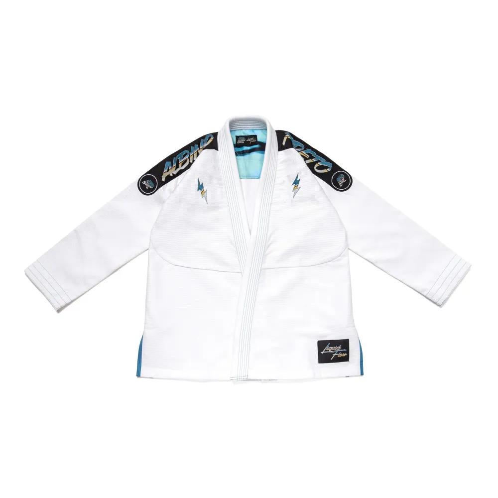 BJJ Gi Liquid Flow Albino and Preto Batch #89 white Brazilian Jiu Jitsu gi front view