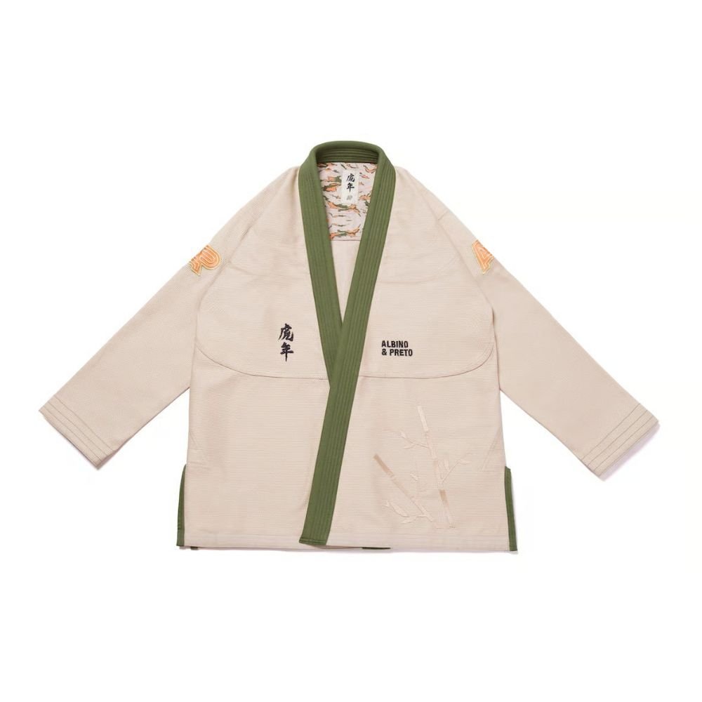 Bjj Gi Official Albino and Preto Batch #110 Year of the Tiger sand Brazilian Jiu Jitsu gi with bag for training and competition
