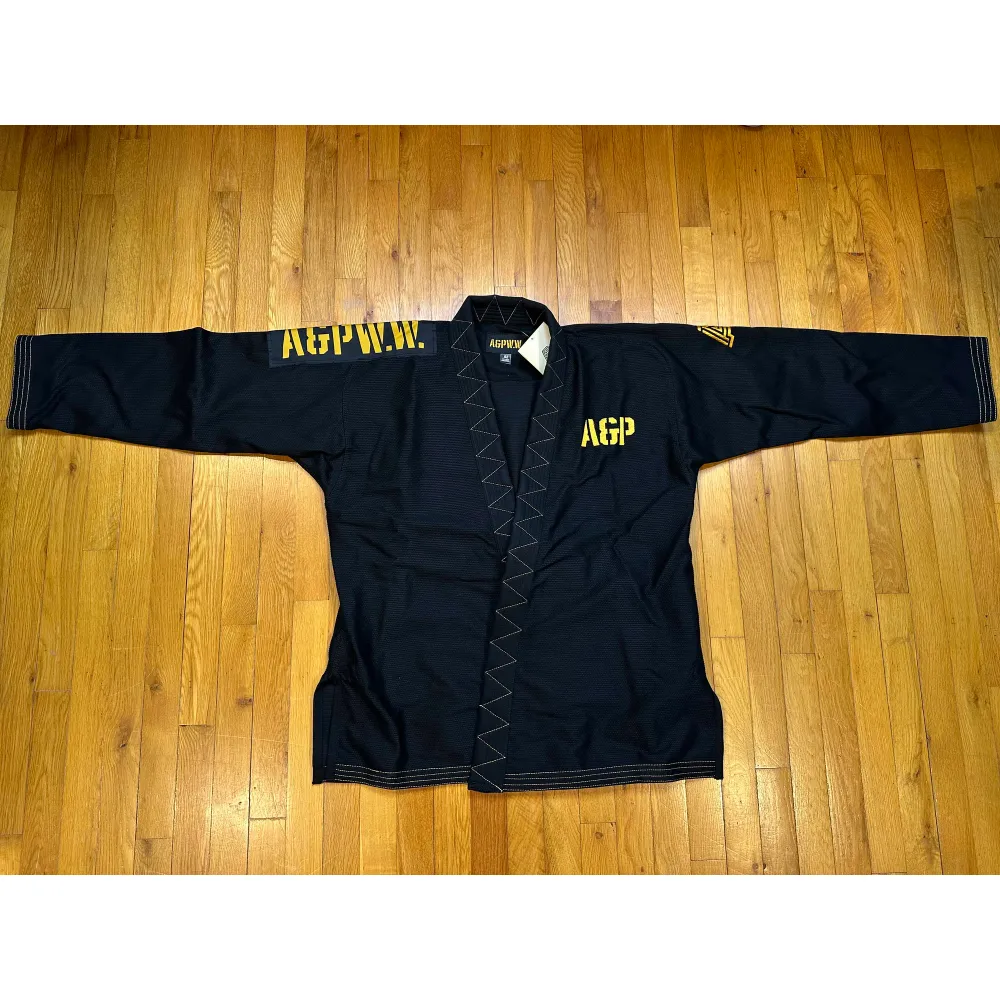 Albino & Preto A&P WW11 BJJ Gi BlackGold kimono designed for Brazilian Jiu Jitsu training and competition performance