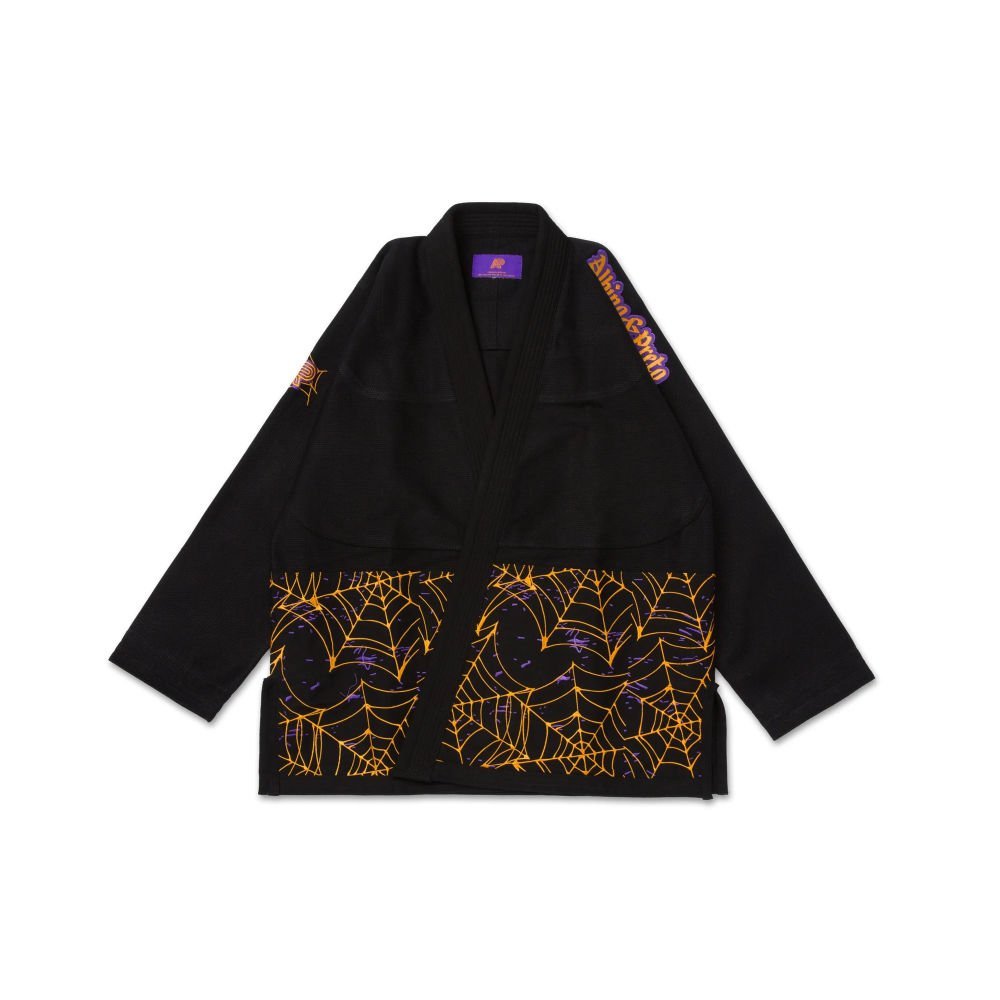 Albino and Preto Zombie Gi – front view
