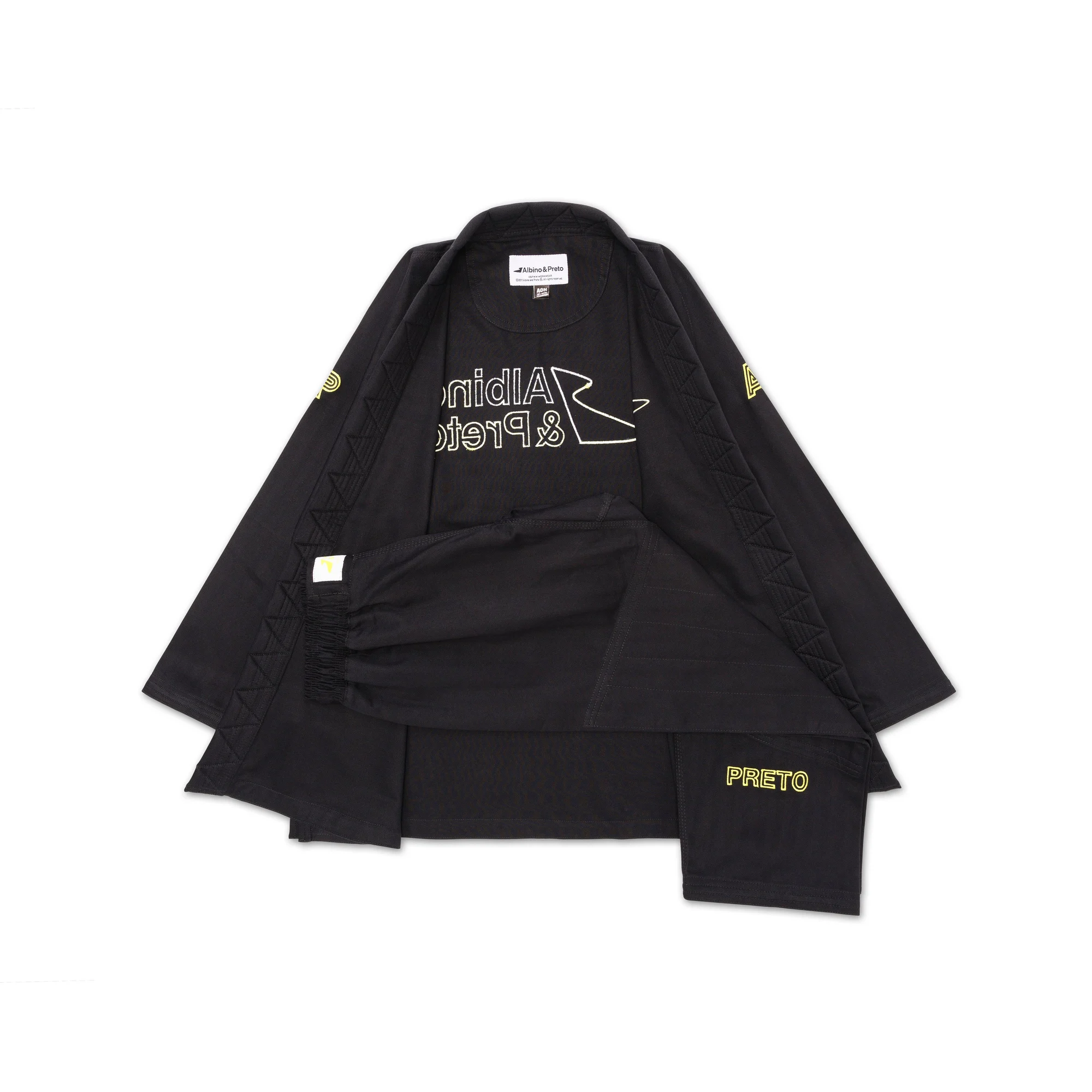 Albino and Preto Destination Volt Gi – back view