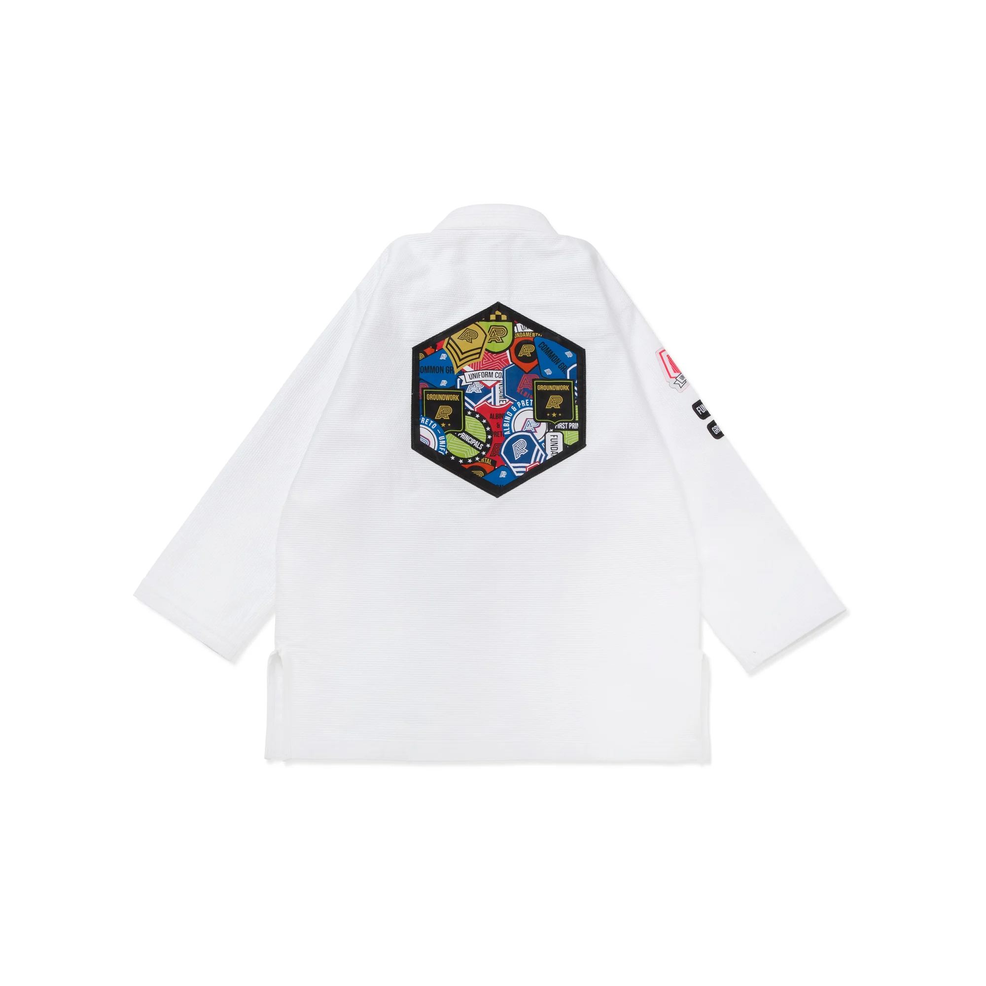 Albino and Preto Adults Fundamental Gi – back view