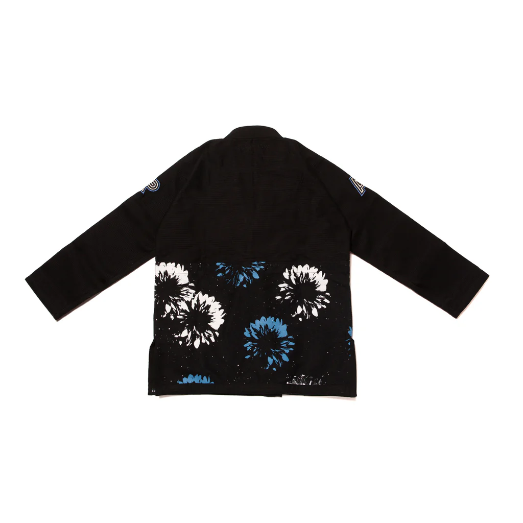 Albino and Preto Supernova Gi – back view
