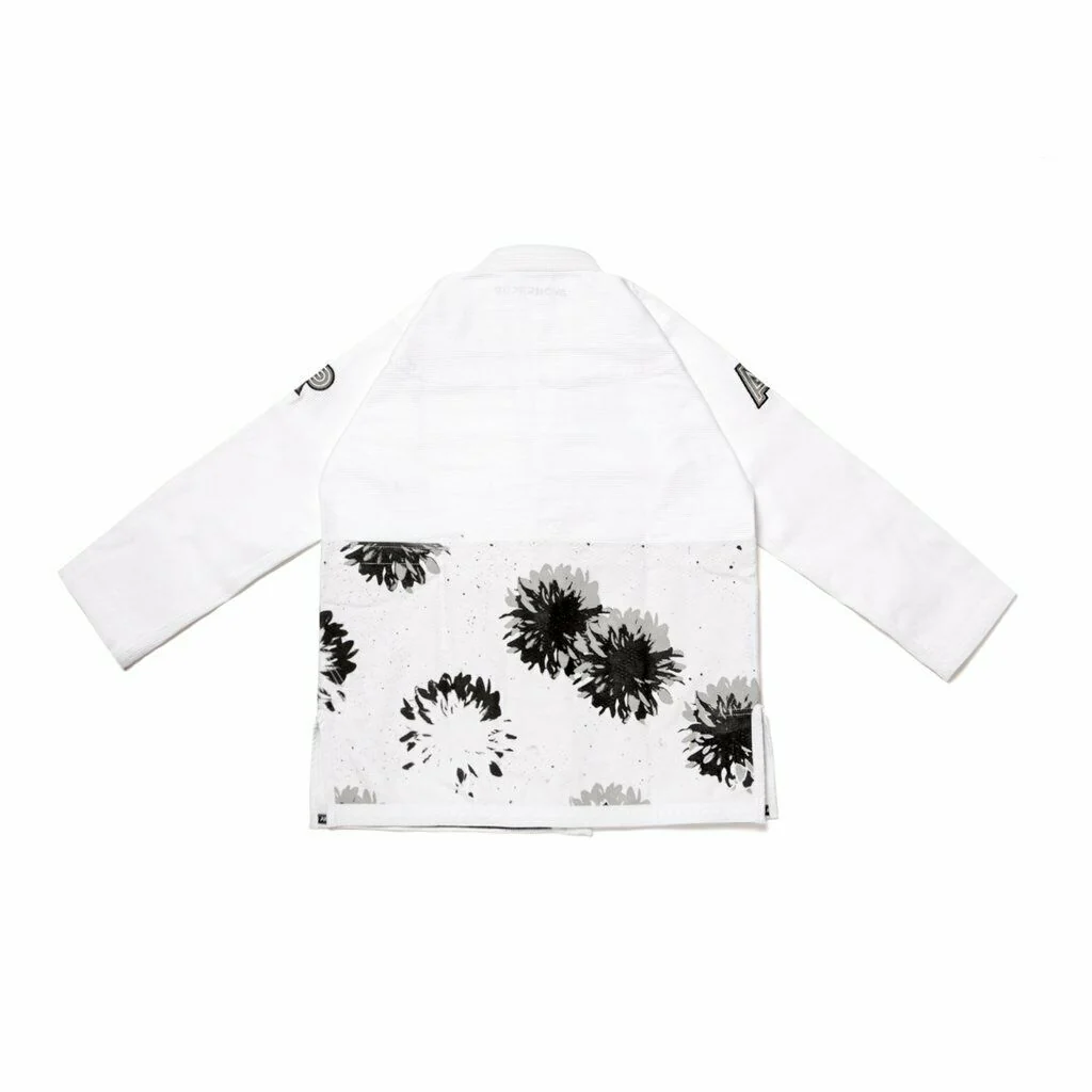 Albino and Preto Supernova White Gi – back view