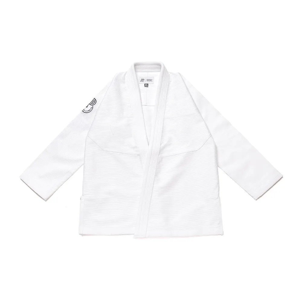Albino and Preto Batch 90 White Gi – front view