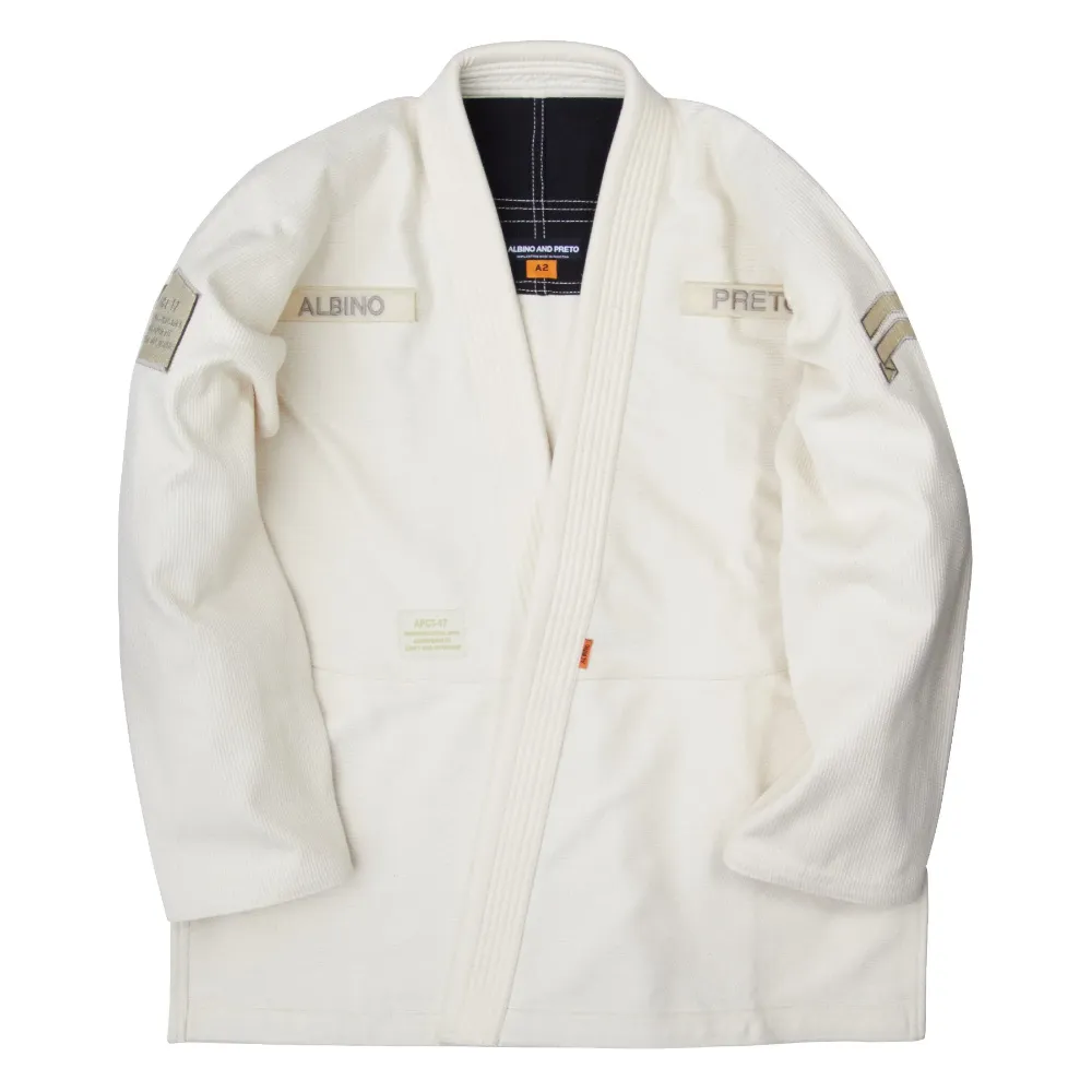 Albino and Preto Unbleach Gi – front view