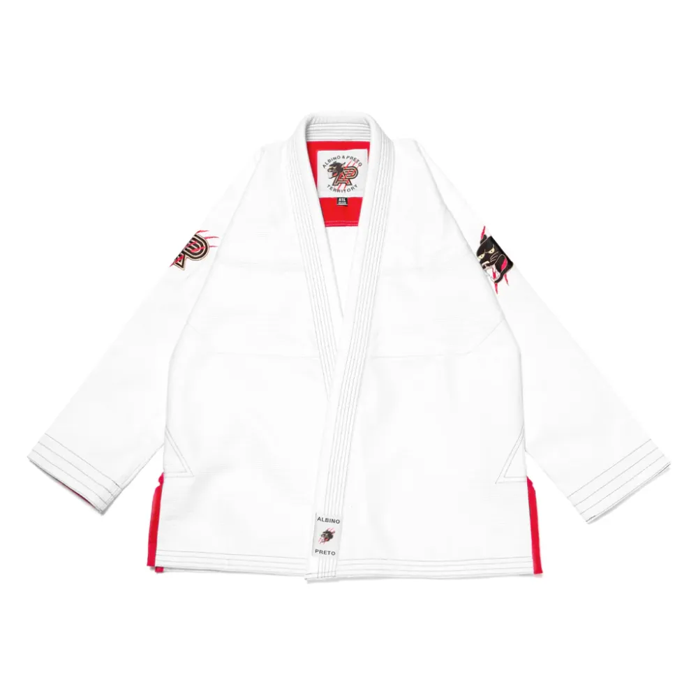Albino and Preto Territory Gi – front view