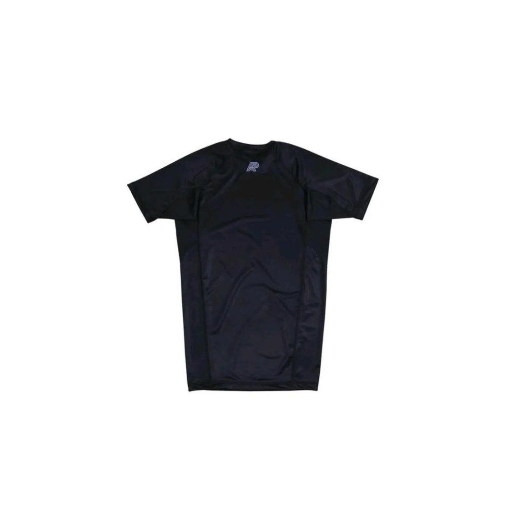 Albino and Preto Distract Attack Rashguard – back view